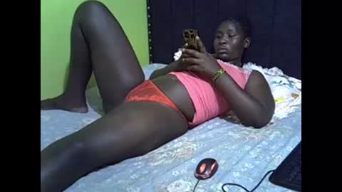 Snapshot of fine_nes chatting on 14, 2, 2025 fine_nes online show from 14, 2, 2025