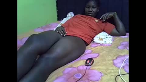 Snapshot of fine_nes chatting on 20, 2, 2025 fine_nes online show from 20, 2, 2025