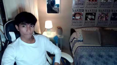 Snapshot of fineboii_rey18 chatting on 29, 4, 2026 fineboii_rey18 online show from 29, 4, 2026