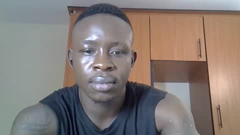 Snapshot of fineebony chatting on 18, 1, 2026 HOT AND SWEET online show from 18, 1, 2026