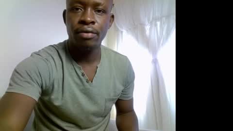 Snapshot of fineebony chatting on 4, 2, 2026 HOT AND SWEET online show from 4, 2, 2026