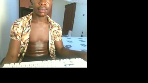 HOT AND SWEET online show from 4, 5, 2026