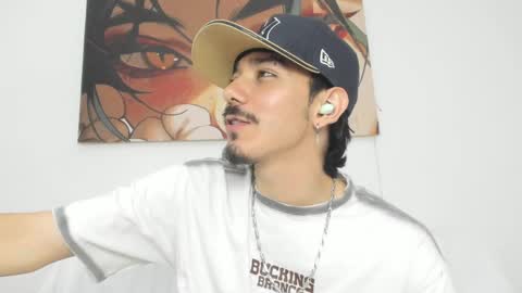 Snapshot of finn_jackson chatting on 10, 4, 2026 finn_jackson online show from 10, 4, 2026