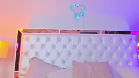 Snapshot of finnky1 chatting on 8, 1, 2025 finnky1 online show from 8, 1, 2025