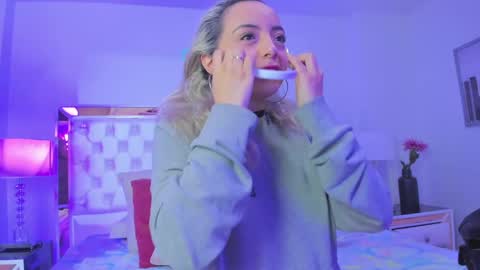 Snapshot of finnky1 chatting on 11, 2, 2025 finnky1 online show from 11, 2, 2025