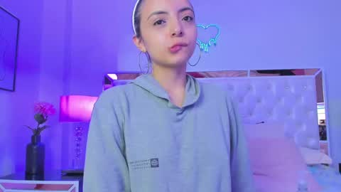 Snapshot of finnky1 chatting on 11, 2, 2025 finnky1 online show from 11, 2, 2025