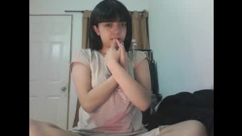 Snapshot of finnky1 chatting on 10, 10, 2025 finnky1 online show from 10, 10, 2025