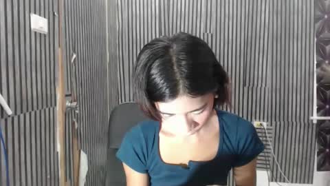 fiona908995 online show from 22, 3, 2026