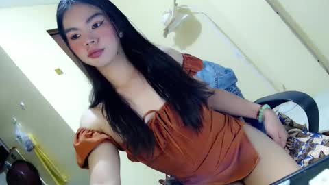 FIONA online show from 12, 4, 2026