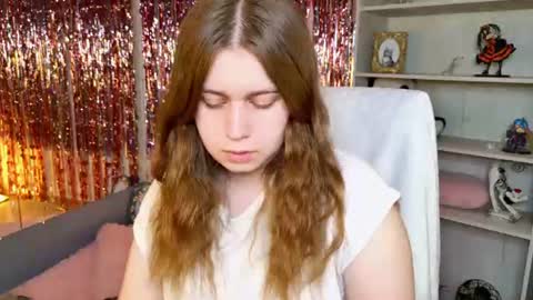 Snapshot of fioramarmoris chatting on 13, 6, 2026 fiora online show from 13, 6, 2026