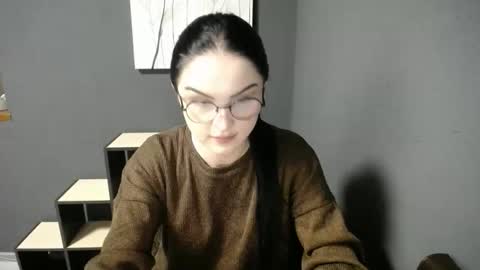 Snapshot of fiore_valery chatting on 18, 11, 2025 fiore_valery online show from 18, 11, 2025