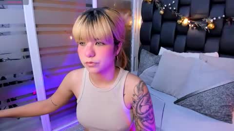 Snapshot of fiorella_sweet_ chatting on 18, 3, 2026 Fio online show from 18, 3, 2026