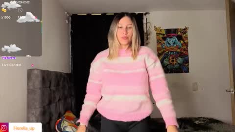 Snapshot of fiorella_up1 chatting on 23, 10, 2025 F I O R E L L A  online show from 23, 10, 2025