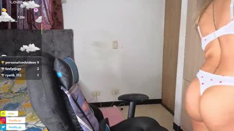 Snapshot of fiorella_up1 chatting on 14, 2, 2026 F I O R E L L A online show from 14, 2, 2026