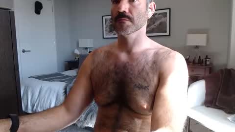 Snapshot of fipguy chatting on 21, 4, 2026 Daddy Cam online show from 21, 4, 2026