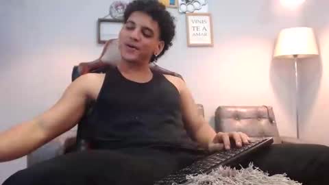 Snapshot of fire_boy69 chatting on 28, 11, 2025 fire_boy69 online show from 28, 11, 2025