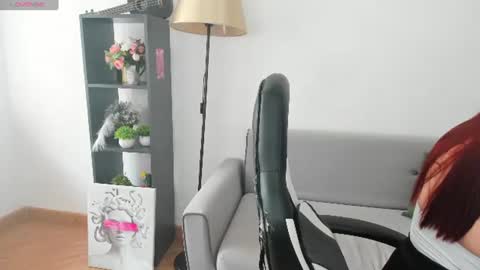 Snapshot of fire_emily chatting on 21, 6, 2026 fire_emily online show from 21, 6, 2026