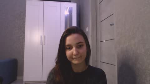 Snapshot of fireflies_fly_ chatting on 5, 1, 2025 fireflies_fly_ online show from 5, 1, 2025