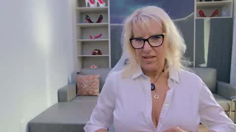 Snapshot of fitcougarcb chatting on 24, 3, 2026 Bianca online show from 24, 3, 2026