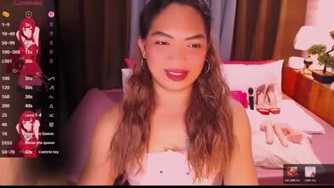 Snapshot of fitfemme_anna chatting on 24, 5, 2026 fitfemme_anna online show from 24, 5, 2026