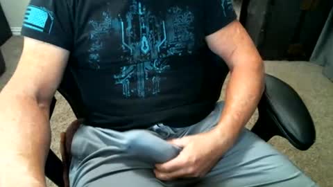 fitguy40 online show from 2, 12, 2025