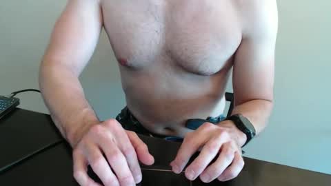 Snapshot of fithubby80 chatting on 7, 4, 2026 fithubby80 online show from 7, 4, 2026