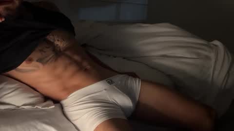 Snapshot of fitjacques chatting on 26, 4, 2026 fitjacques online show from 26, 4, 2026