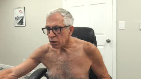 Snapshot of fitman999 chatting on 20, 6, 2026 Jon online show from 20, 6, 2026