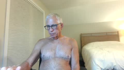 Snapshot of fitman999 chatting on 11, 7, 2026 Jon online show from 11, 7, 2026