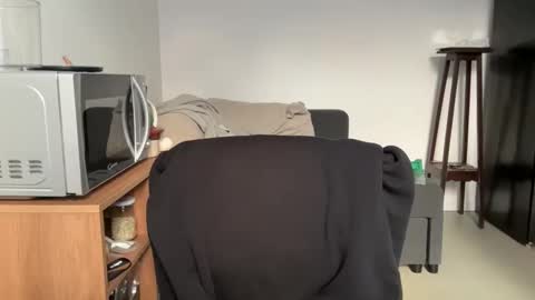 Fla is short for Flavio online show from 11, 1, 2026