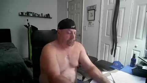 Snapshot of flaguy3233 chatting on 28, 9, 2025 Florida guy online show from 28, 9, 2025