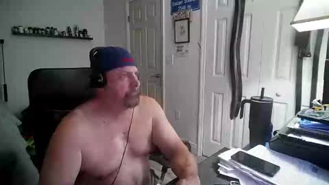 Snapshot of flaguy3233 chatting on 8, 3, 2026 Florida guy online show from 8, 3, 2026