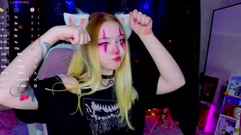 Snapshot of flaircorell chatting on 16, 12, 2025 Sophie online show from 16, 12, 2025