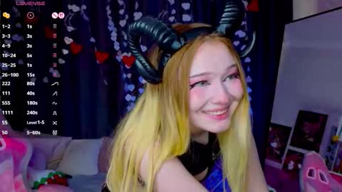 Snapshot of flaircorell chatting on 16, 3, 2026 Sophie online show from 16, 3, 2026