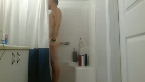 Snapshot of flboyz chatting on 28, 9, 2025 The Rain-Bro online show from 28, 9, 2025