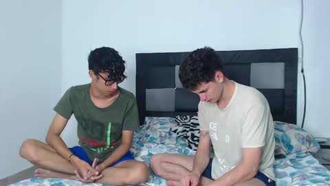 Snapshot of fleeting_love chatting on 21, 3, 2026 Steven and Daniel online show from 21, 3, 2026