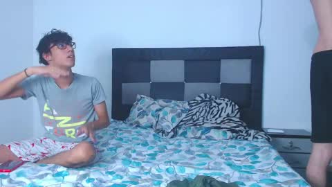 Snapshot of fleeting_love chatting on 15, 4, 2026 Steven and Daniel online show from 15, 4, 2026