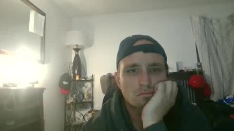 Snapshot of fleetingfeeling chatting on 17, 12, 2025 fleetingfeeling online show from 17, 12, 2025