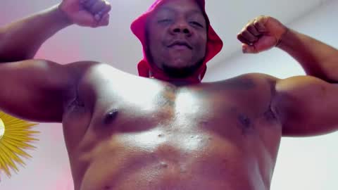 Snapshot of flex_taylor chatting on 18, 12, 2025 Flex Taylor online show from 18, 12, 2025