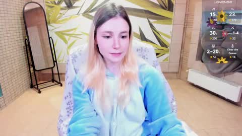 Snapshot of fleximona chatting on 18, 4, 2026 FlexiMona online show from 18, 4, 2026