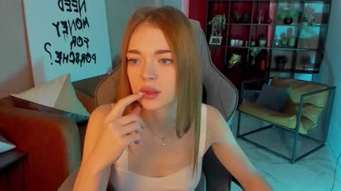 Snapshot of flexyfoxy chatting on 19, 10, 2025 Flexyfoxy online show from 19, 10, 2025