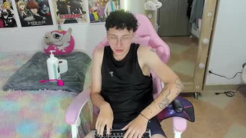 fli_uwu24 online show from 13, 1, 2025