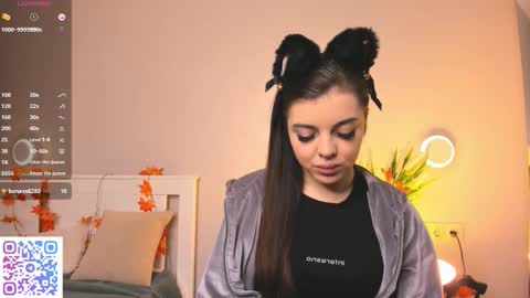 Snapshot of flirtbubble chatting on 5, 12, 2025 Doloras online show from 5, 12, 2025