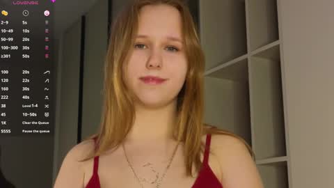 Snapshot of flirtbubble chatting on 28, 3, 2026 Doloras online show from 28, 3, 2026