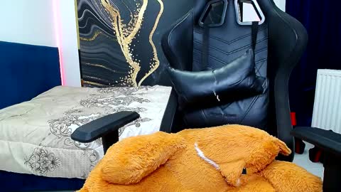 flirtdeea online show from 28, 3, 2026