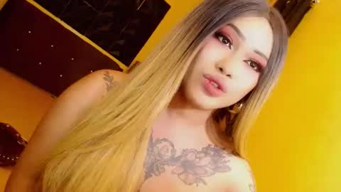 Snapshot of flirtywhore_mariats chatting on 6, 12, 2024 mariadyosa online show from 6, 12, 2024