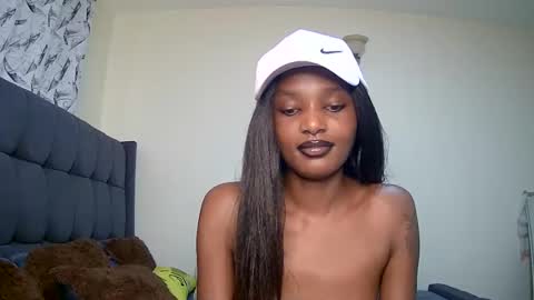 Snapshot of flirtyy_sheery chatting on 21, 12, 2024 sheery online show from 21, 12, 2024