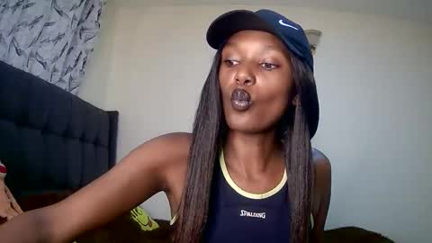Snapshot of flirtyy_sheery chatting on 25, 1, 2025 sheery online show from 25, 1, 2025