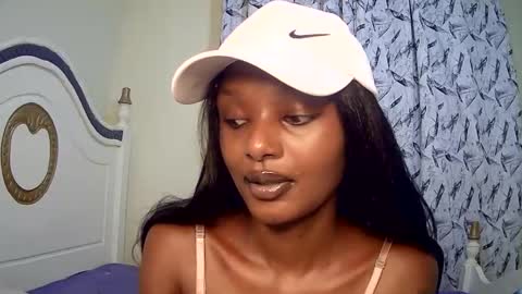 Snapshot of flirtyy_sheery chatting on 4, 3, 2025 sheery online show from 4, 3, 2025