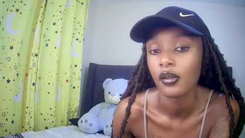 Snapshot of flirtyy_sheery chatting on 13, 10, 2025 sheery online show from 13, 10, 2025